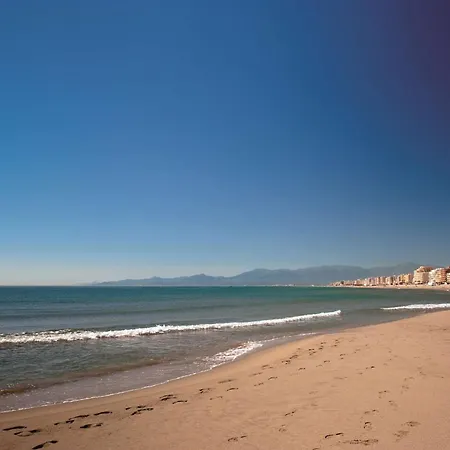 Cr290-010 T1 Avec Balcon -4 Couchages-canet En Roussillon